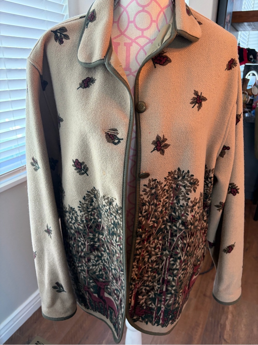 Woolrich Beige Embroidered Woodland Fleece Jacket with Burgundy Accents